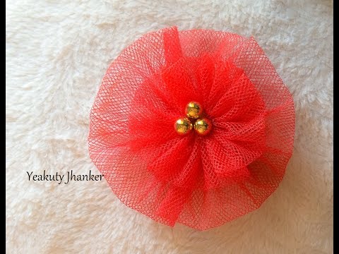 DIY: How to make a circular Tulle flower hair clip