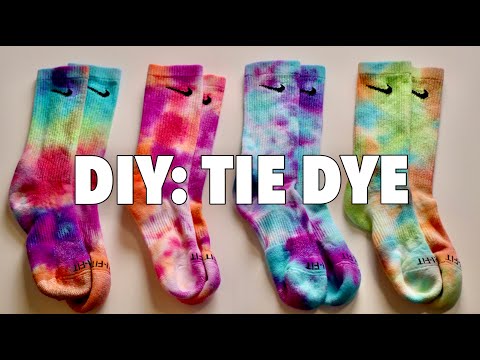 DIY: TIE DYE NIKE CREW SOCKS