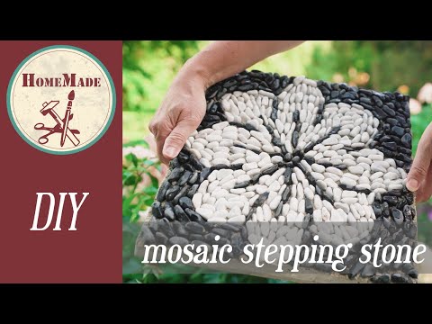 DIY | Pebble mosaic stepping stone | Kieselstein - Mosaik - Trittplatte