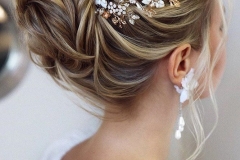 bridal-hairstyles-flowers00019