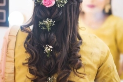 bridal-hairstyles-flowers00113