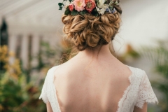 bridal-hairstyles-flowers00115