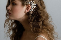 bridal-hairstyles-flowers00153