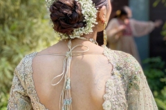 bridal-hairstyles-flowers00423
