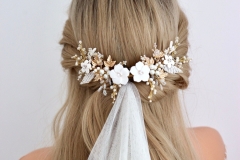 bridal-hairstyles-flowers00434