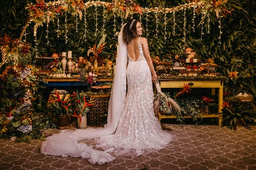what you need to know about fish cut wedding dresses