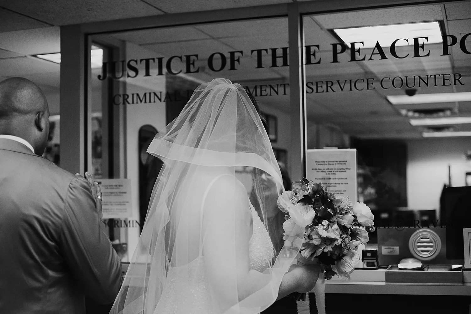 Wedding Couple Eloping at a courthouse