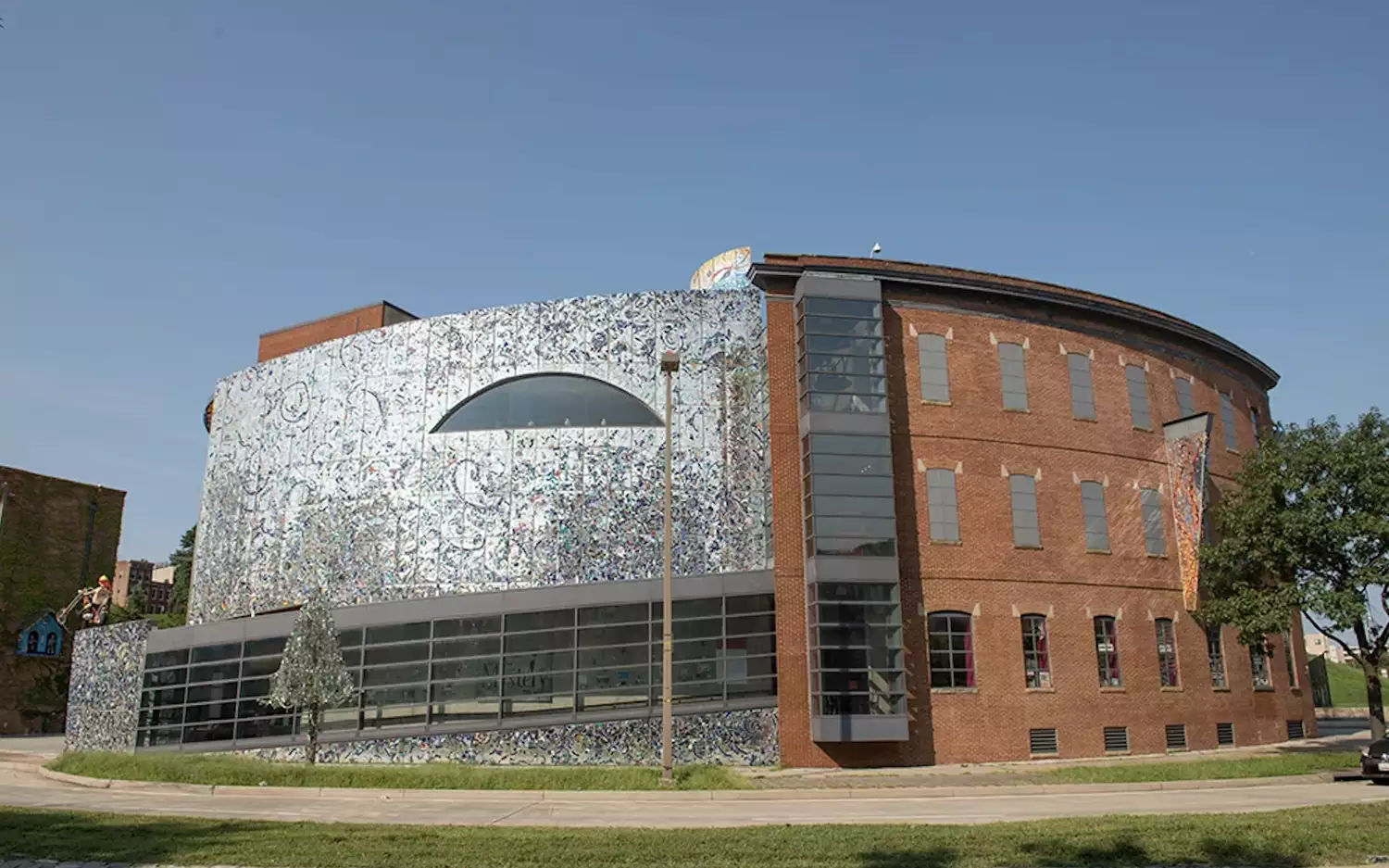 Exterior shot of the American Visionary Art Museum during the day.