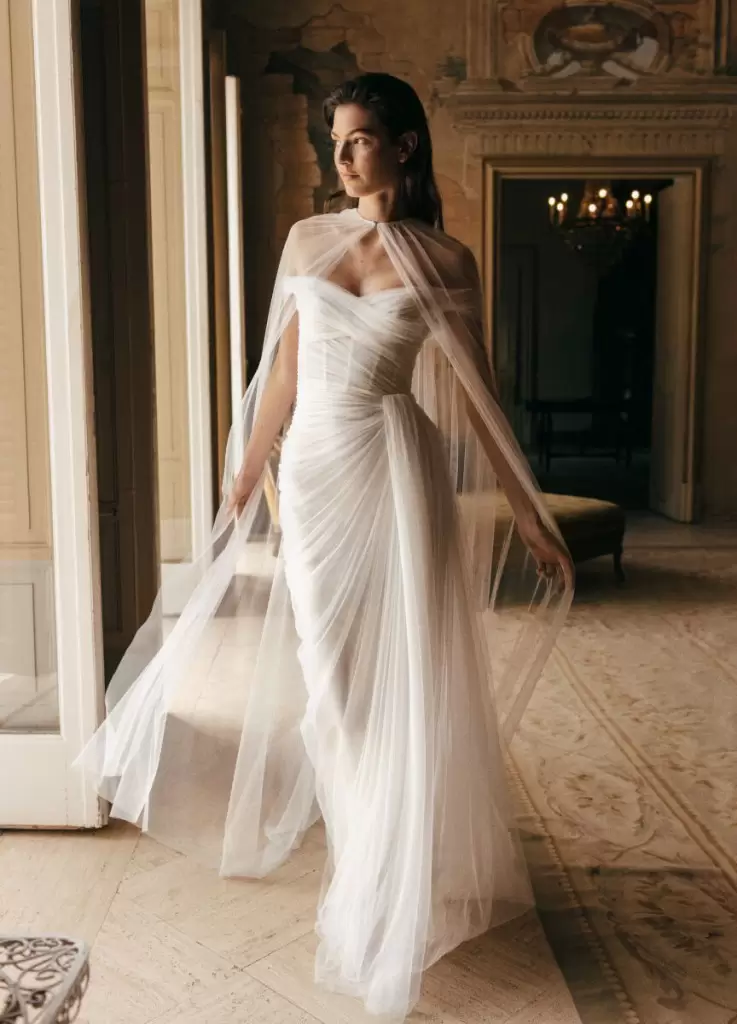 2023 Wedding Dress Model 2