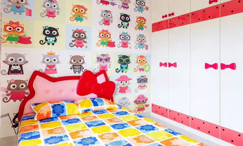 Cool kids bedroom theme idea, kids bedroom designed in Hello Kitty theme gives a fun look to space.
