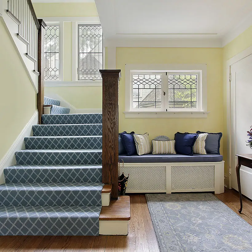 Foyer means home entrance area in a building or flat used to welcome a guest when they enter your home.
