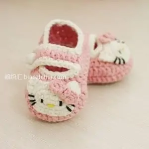 Hello Kitty Bebek Patik Yapılışı 4