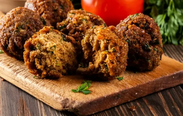 Yumrutasız falafel en gözde vegan yemeklerinden