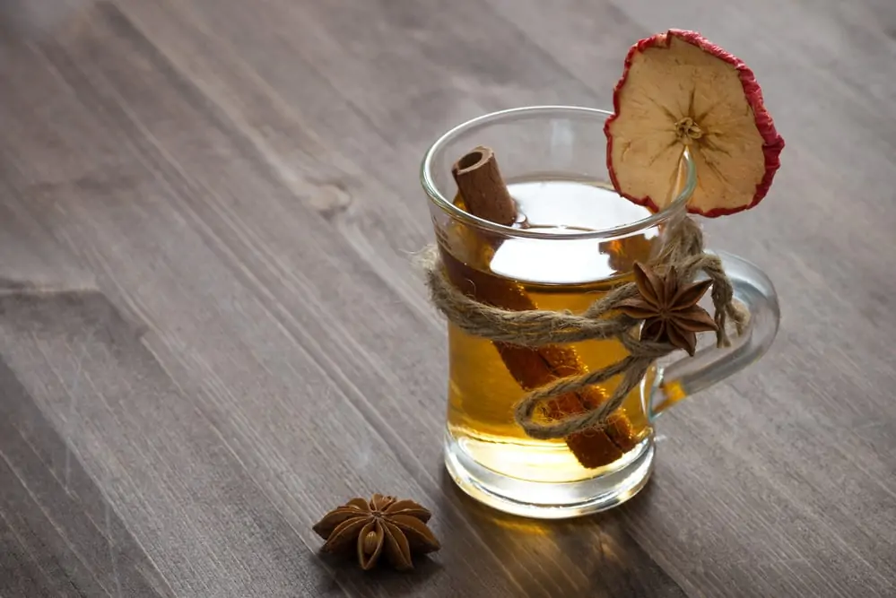 Apple cinnamon detox