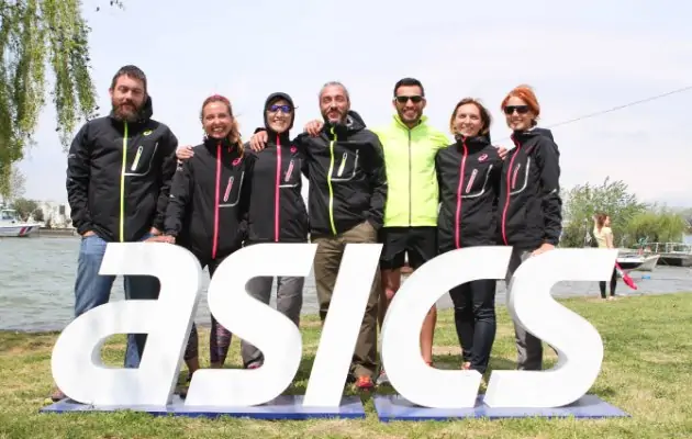 Asics team 1