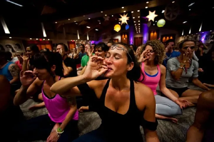 cannabis yoga