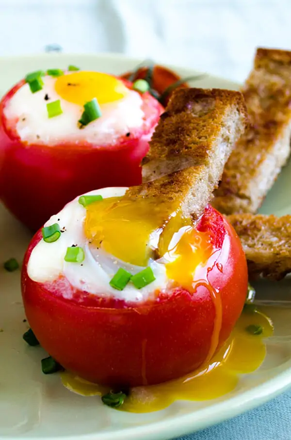 Egg stuffed tomatoes 5