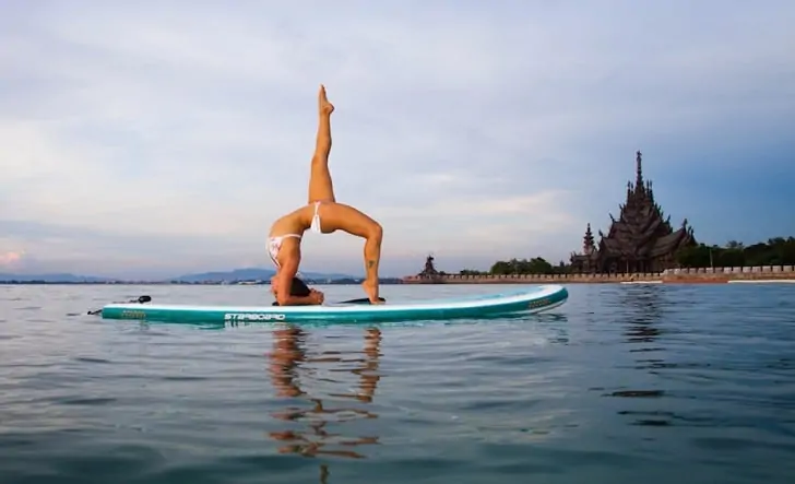 paddleboard yoga