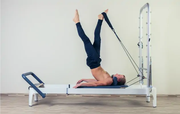 Reformer pilates egzersizi