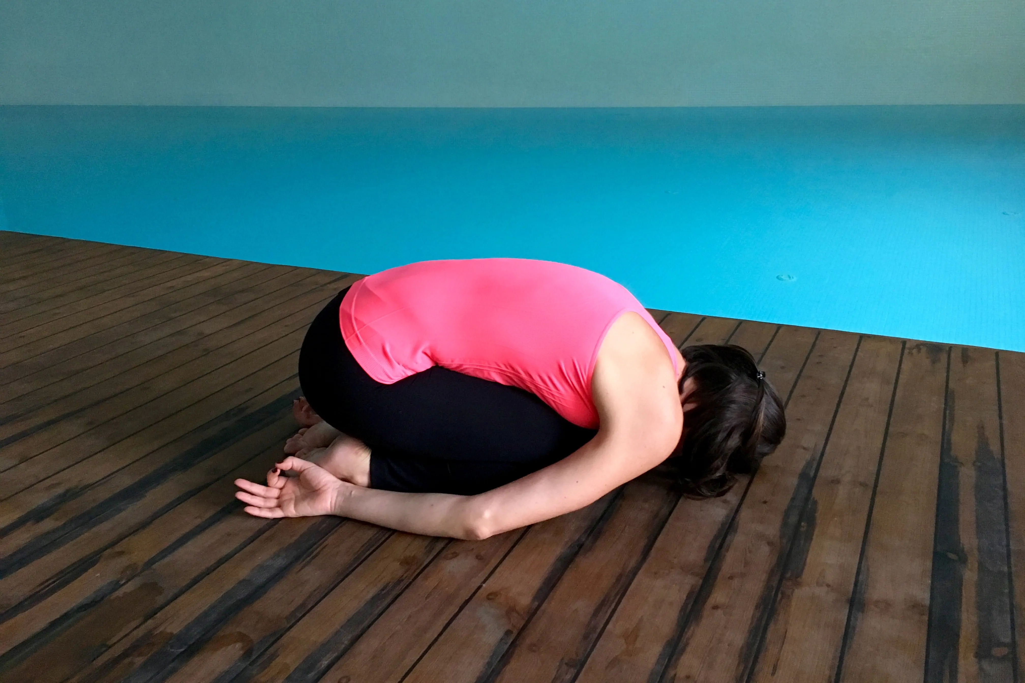 Yin yoga cocuk durusu balasana